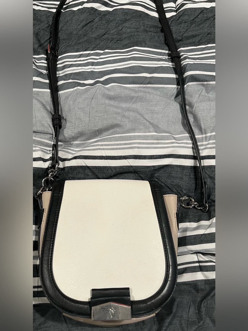 Vera Wang Leather Crossbody Bag in White, Black & Beige - Unbranded
